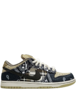 TRAVIS SCOTT DUNK