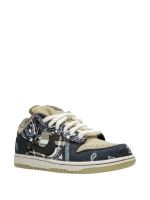 TRAVIS SCOTT DUNK