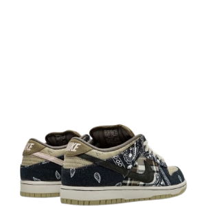 TRAVIS SCOTT DUNK